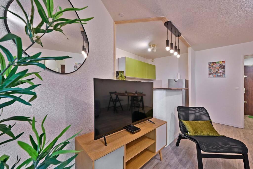 Ferienwohnung Les Comtadins - Parking Gratuit - Balcon - Clim Avignon Exterior foto