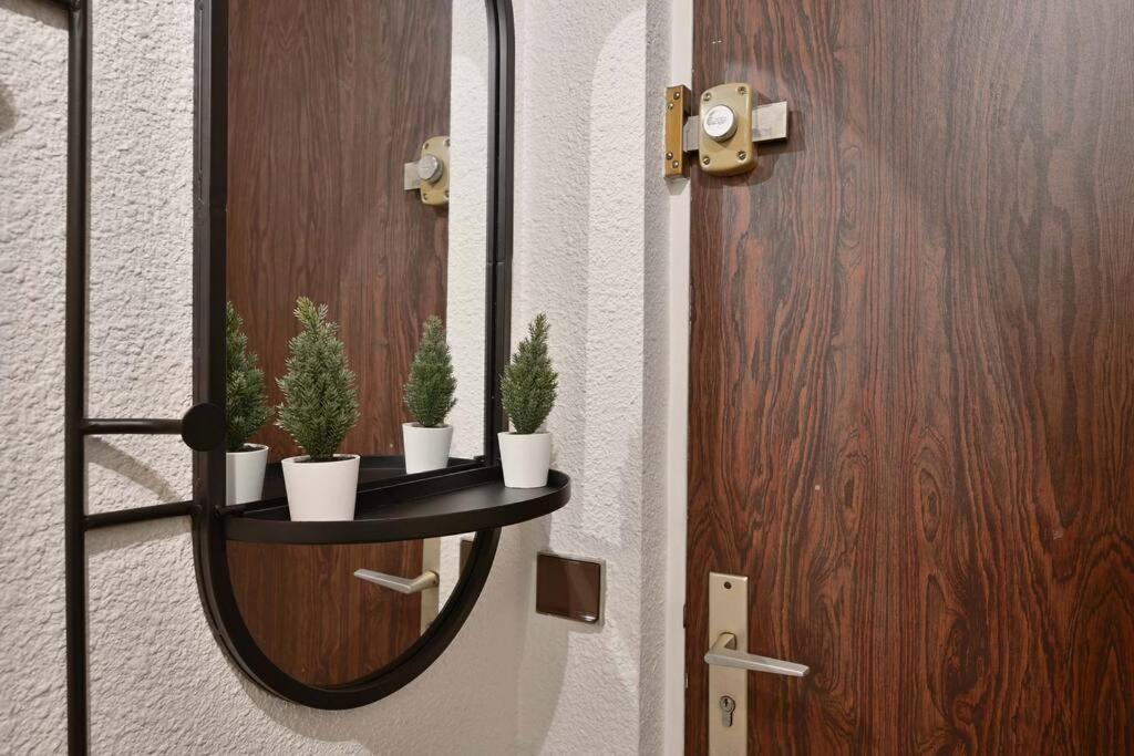 Ferienwohnung Les Comtadins - Parking Gratuit - Balcon - Clim Avignon Exterior foto